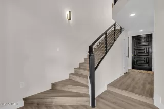 Photo #5: 6487992 Listing