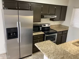 Photo #3: 6488235 Listing