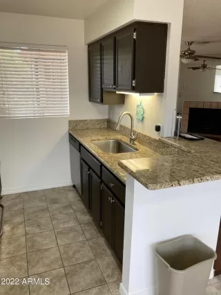 Photo #4: 6488235 Listing