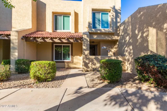 MLS: 6488282 Condo For Sale