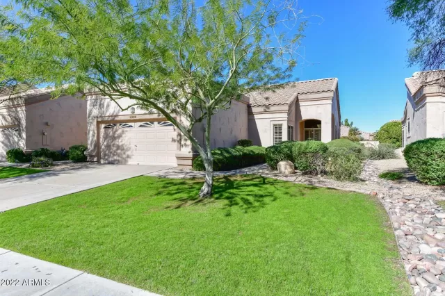 MLS: 6488296 Condo For Sale