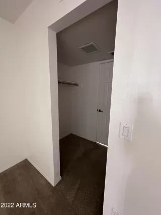 Photo #6: 6488408 Listing 
