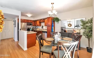 Photo #4: 6488484 Listing