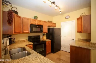 Photo #6: 6488563 Listing