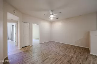 Photo #4: 6488798 Listing