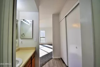 Photo #6: 6488972 Listing 