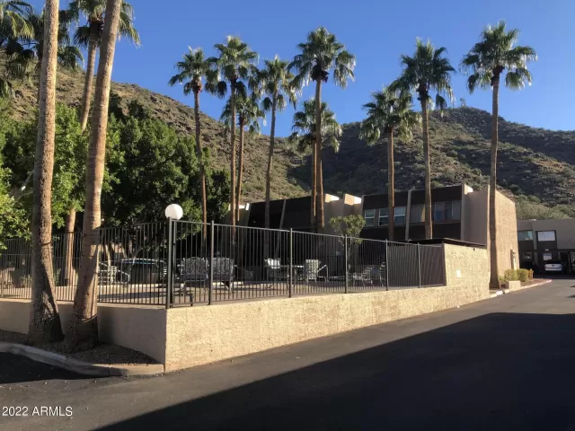 MLS: 6489247 Condo For Sale