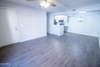 Photo #5: 6489330 Listing 