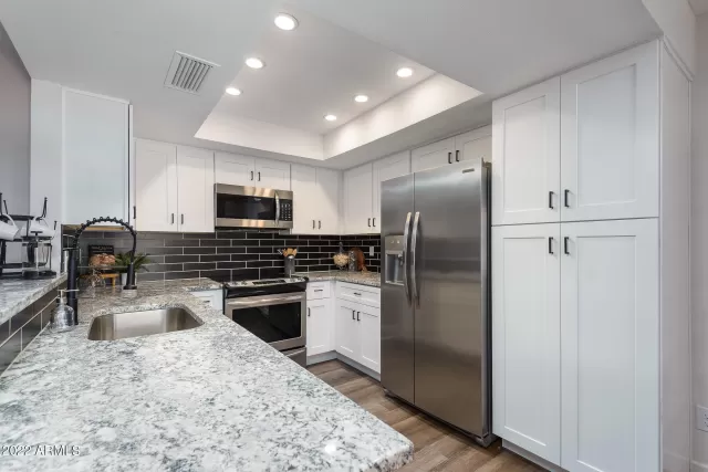 MLS: 6489629 Condo For Sale