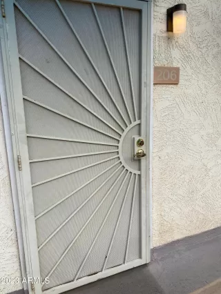 Photo #1: 6489639 Listing 