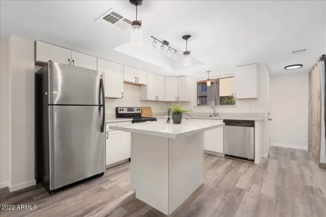 MLS: 6489704 Condo For Sale