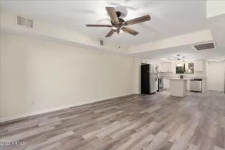 Photo #6: 6489704 Listing