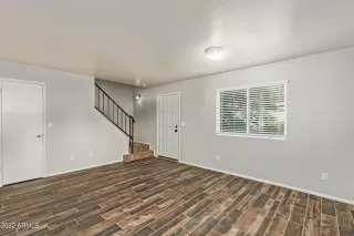 Photo #3: 6489770 Listing