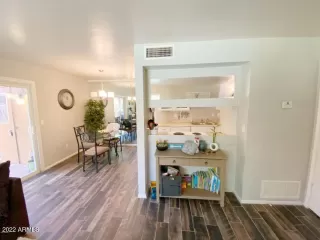 Photo #6: 6489770 Listing