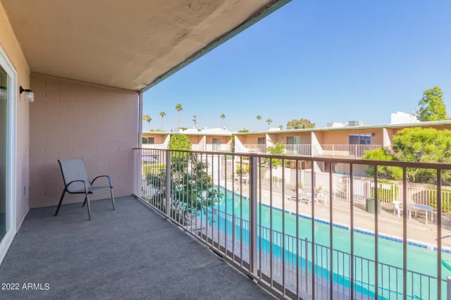 MLS: 6489993 Condo For Sale