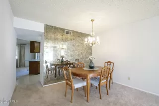 Photo #5: 6490209 Listing