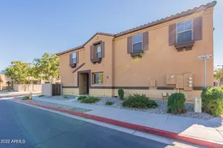 Photo #4: 6490282 Listing