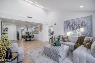 More Details about MLS # 6490374 : 4130 N 21ST STREET#1