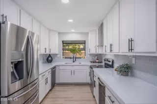 Photo #4: 6490374 Listing