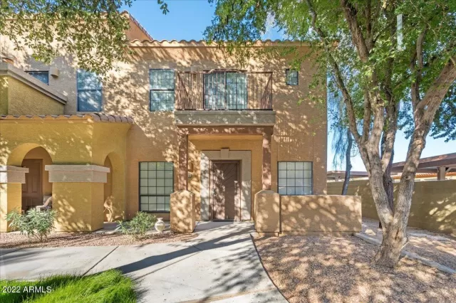 MLS: 6490421 Condo For Sale