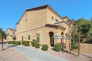 Photo #4: 6490421 Listing