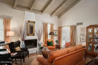 Photo #5: 6490457 Listing 