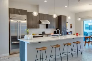 Photo #4: 6490557 Listing 