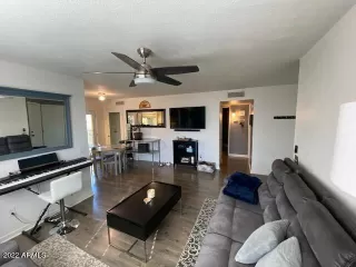 Photo #3: 6490621 Listing