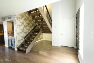 Photo #5: 6490733 Listing