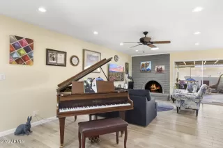 Photo #5: 6490809 Listing 