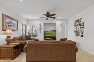 Photo #5: 6490880 Listing