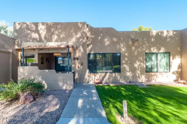MLS: 6490914 Condo For Sale