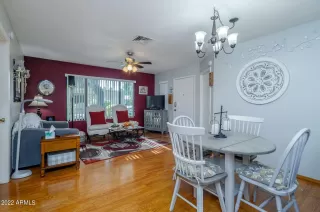 Photo #5: 6490914 Listing 