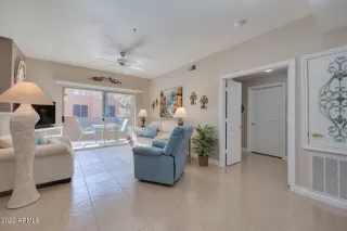 Photo #4: 6490950 Listing