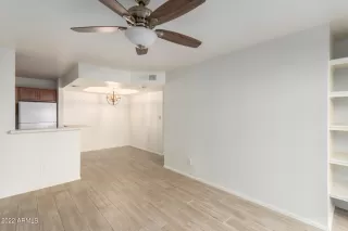 Photo #5: 6490964 Listing