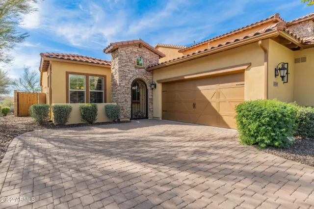 MLS: 6491071 Condo For Sale