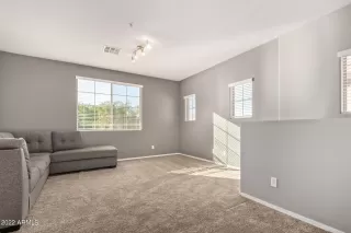 Photo #6: 6491142 Listing 