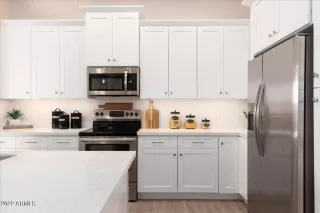 Photo #4: 6491144 Listing 