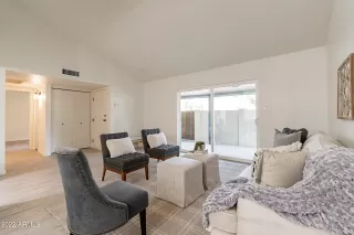 Photo #5: 6491231 Listing 