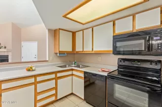 Photo #6: 6491243 Listing 