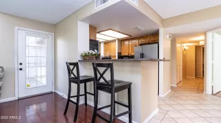 Photo #5: 6491246 Listing