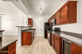 Photo #3: 6491284 Listing 
