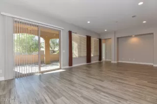 Photo #4: 6491295 Listing 