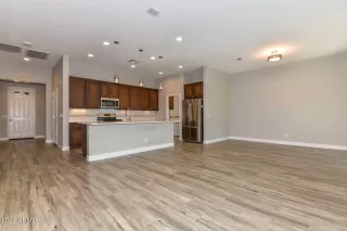 Photo #5: 6491295 Listing 