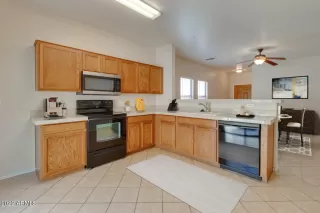 Photo #2: 6491346 Listing 