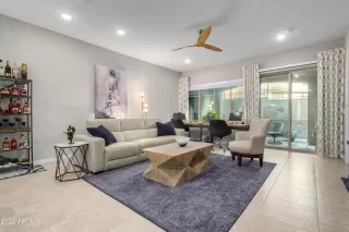 Photo #2: 6491353 Listing 