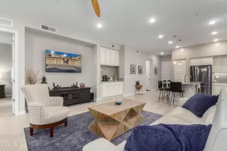 Photo #3: 6491353 Listing 