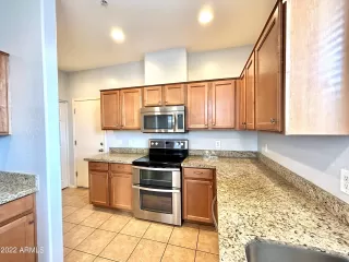 Photo #6: 6491384 Listing 