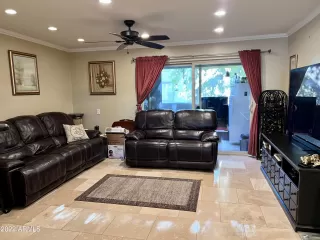 Photo #2: 6491528 Listing