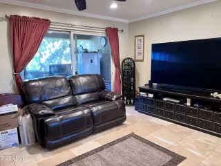 Photo #3: 6491528 Listing